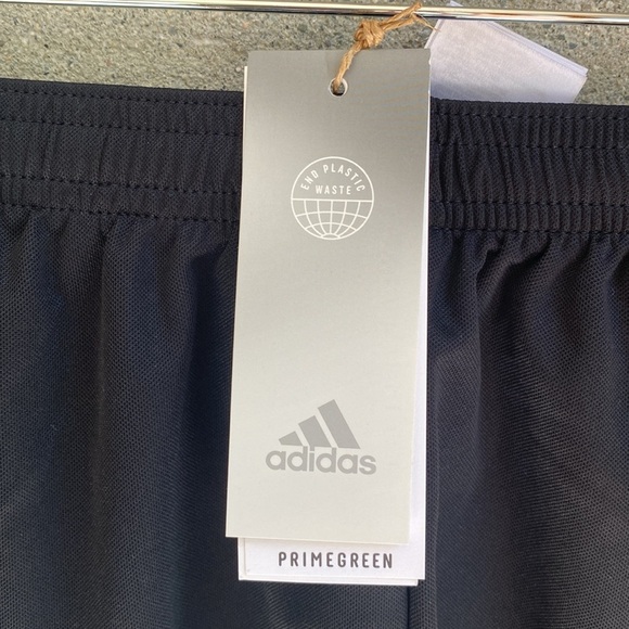 🆕 Adidas Kids Parma 16y Shorts - Picture 3 of 7